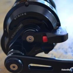 Alutecnos Gorilla 8V Noir Main Gauche (LF) -Aqua Peche Soldes Magasin 00005 Alutecnos Gorilla 8V Noir Main Gauche LF