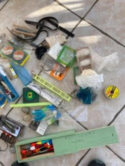 Lot Accessoires De Pêche Environ 12 Kilos -Aqua Peche Soldes Magasin 00008 Lot accessoires de peche environ 12 kilos